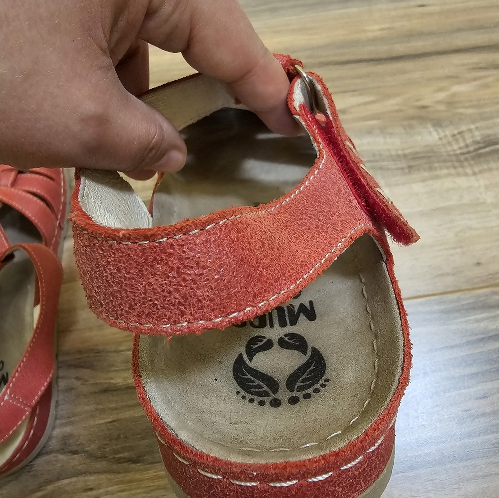 MUBB Sandals - Picture 7 of 13